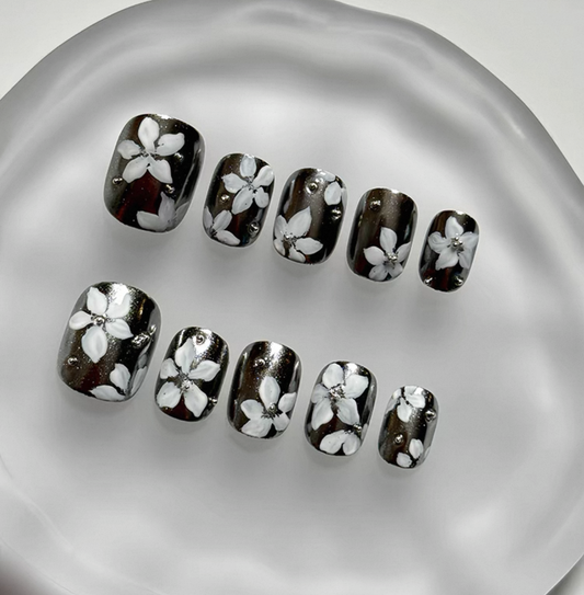 Everyday Cute - Black and White Floral - Customizable Handcrafted Press On Nails