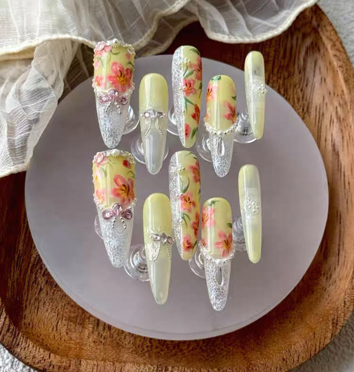 Charme Atelier - Yellow Floral - Customizable Handcrafted Press On Nails