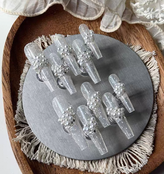 Charme Atelier - Emerald & Gold - Handcrafted Press On Nails