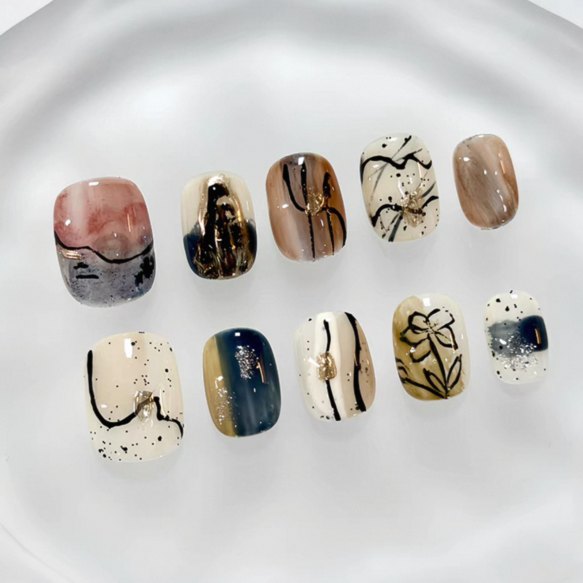 Everyday Cute - Earthy Charme - Customizable Handcrafted Press On Nails
