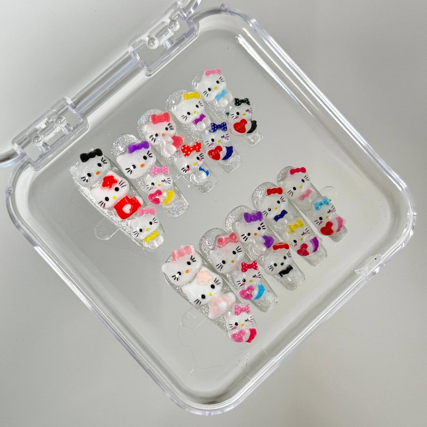 Hello Kitty Nails - Elegant Charme