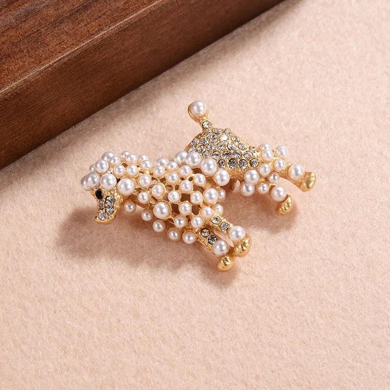 Retro Style Pearl Brooch - Elegant Charme