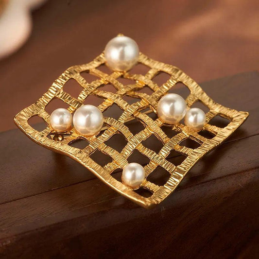 Gold-encrusted Pearl Geometric Brooch - Elegant Charme