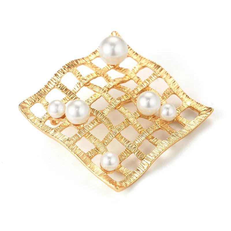 Gold-encrusted Pearl Geometric Brooch - Elegant Charme