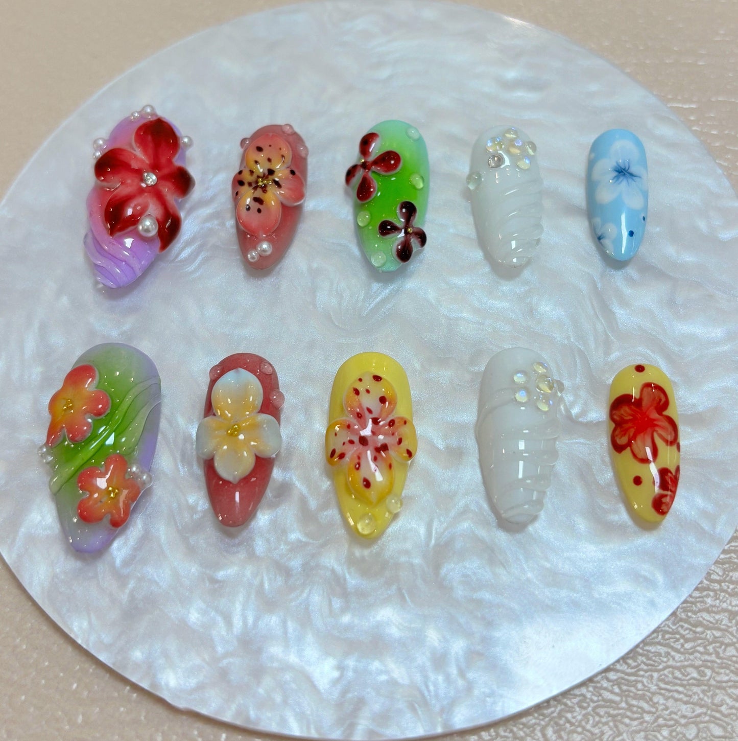 Tropical Bloom Designer Nail - Elegant Charme