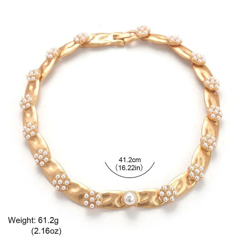 French Flower Pearl Gold-Plated Necklace - Elegant Charme