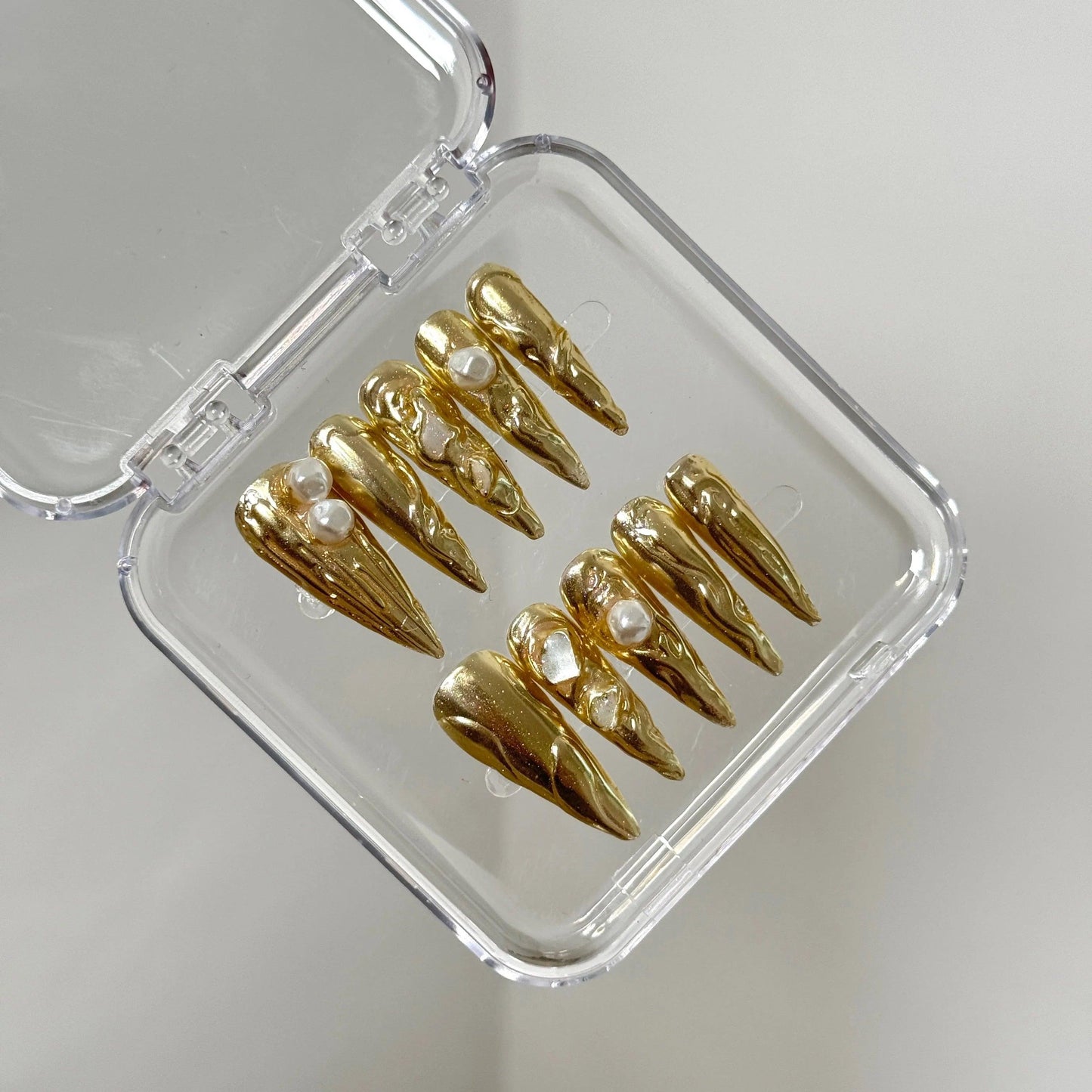 Golden Pearl Nail - Elegant Charme