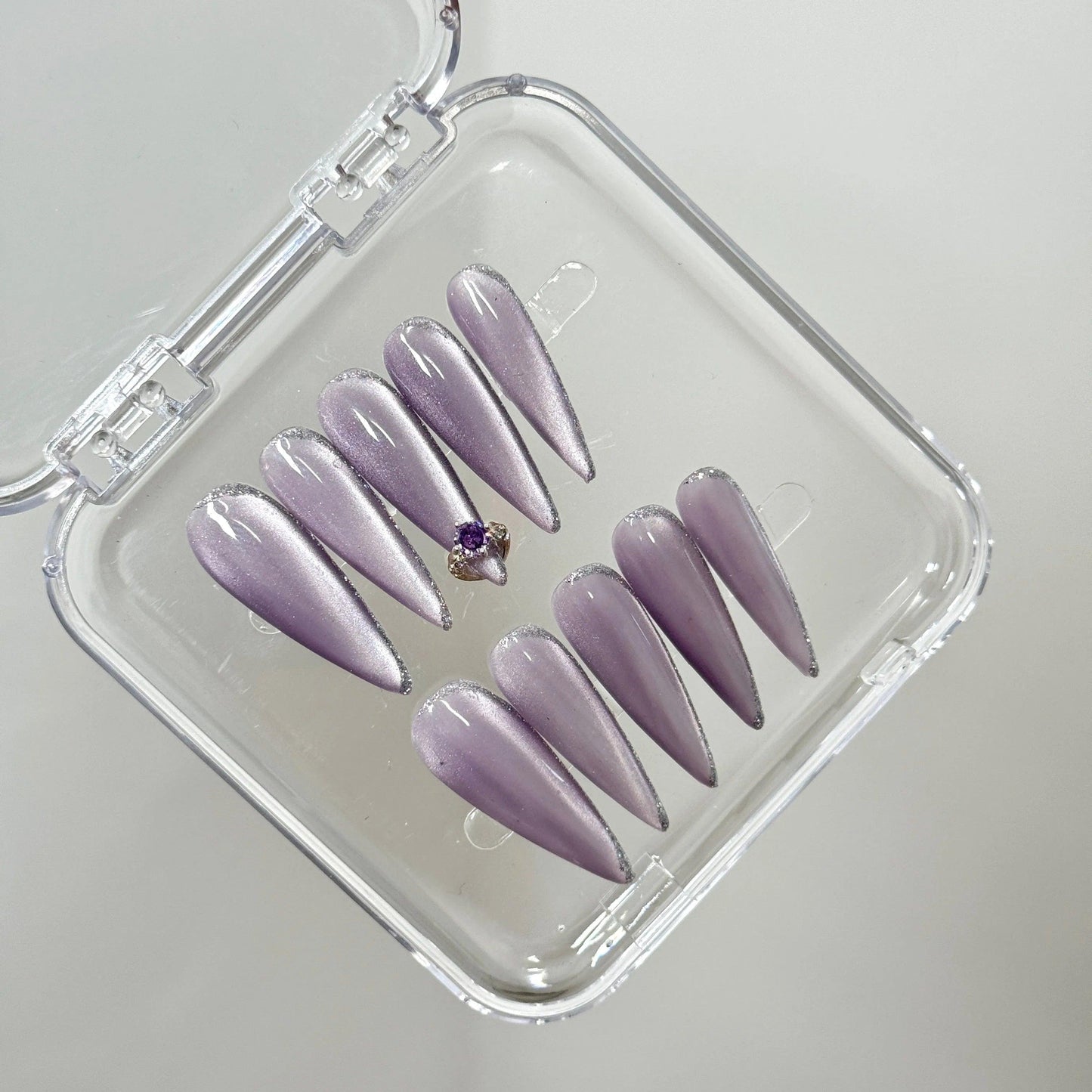 Lavender Shine Nails - Elegant Charme