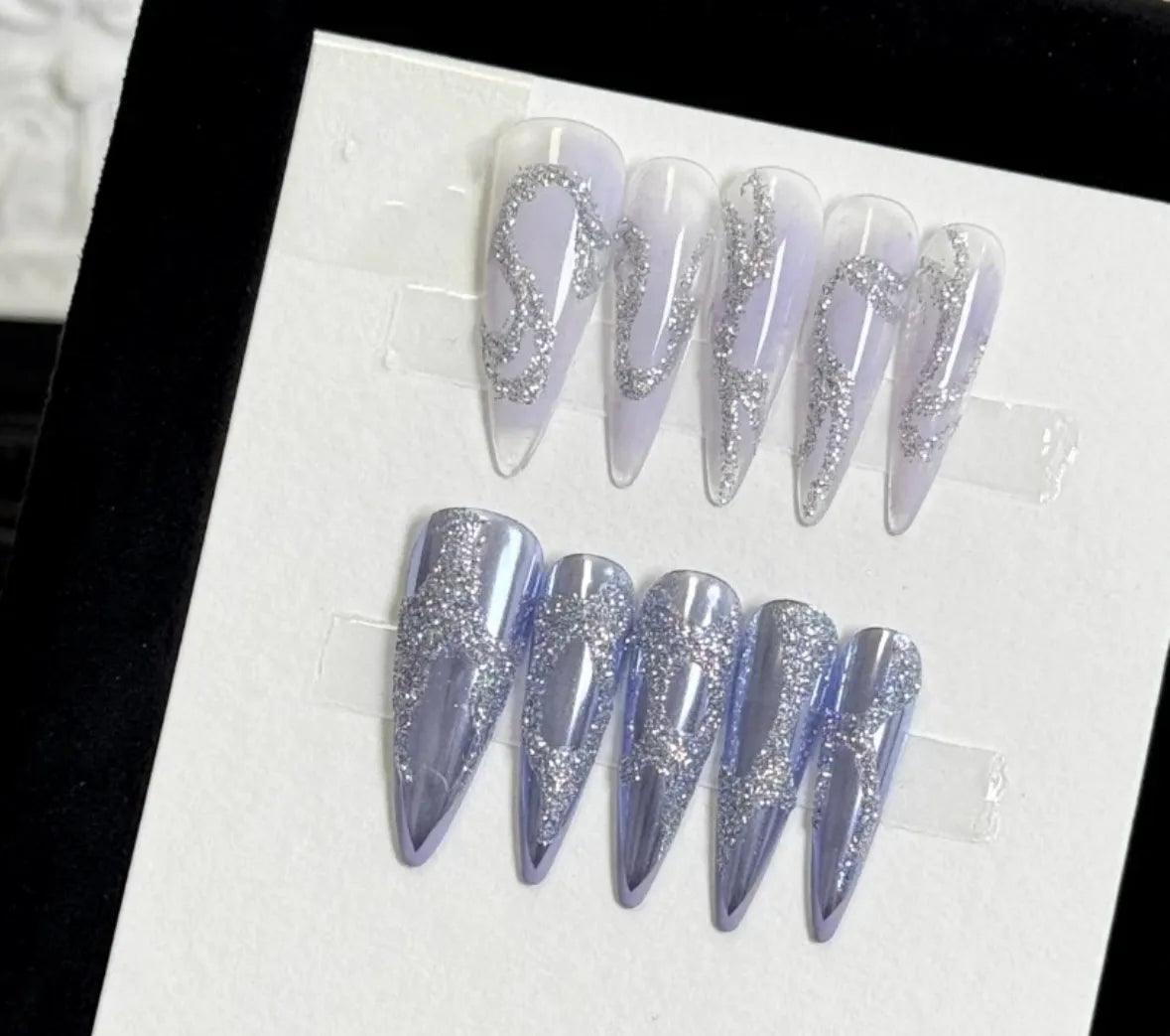 Silver Swirl Nail - Elegant Charme