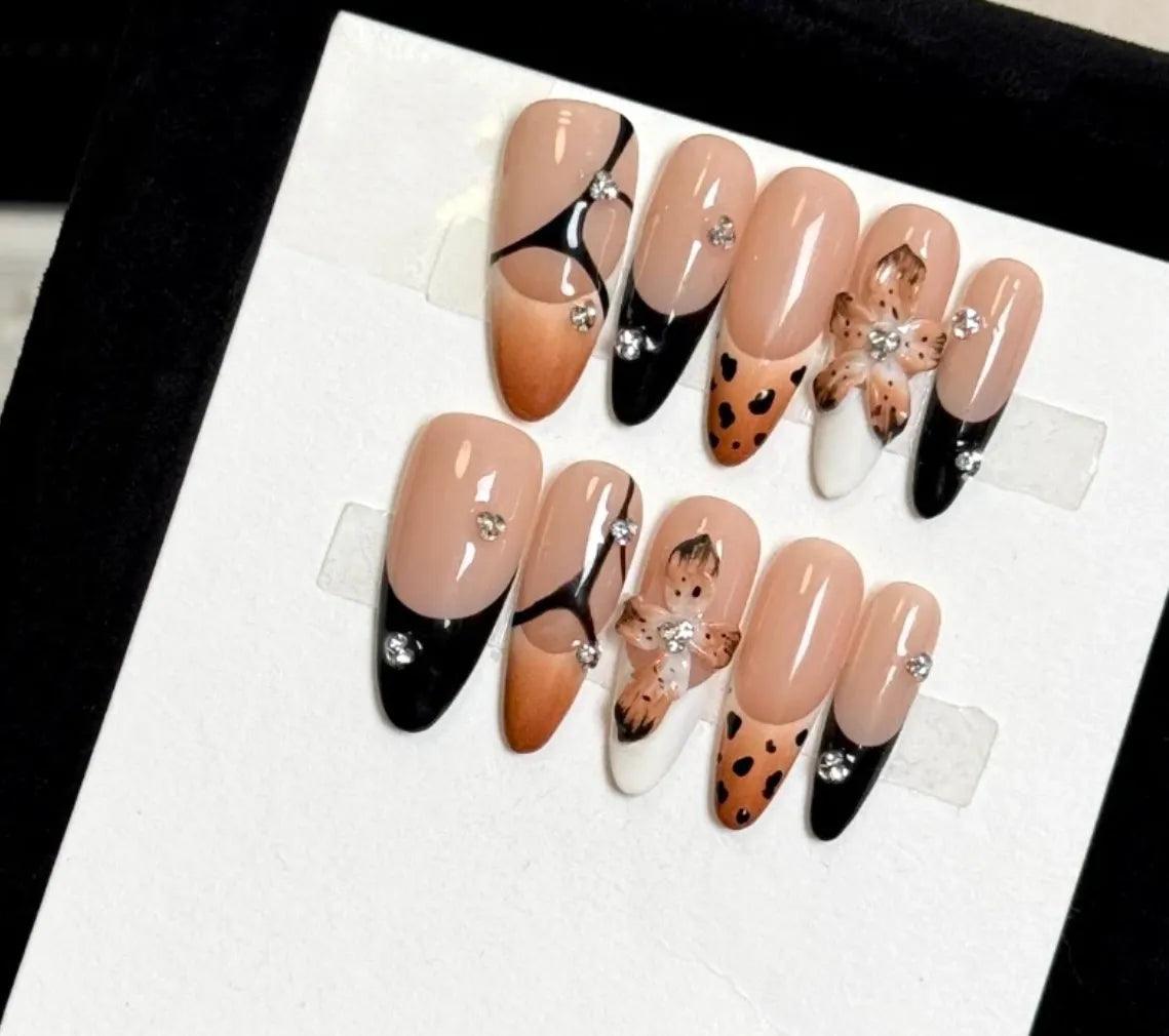 Wild Elegance Floral Nail - Elegant Charme