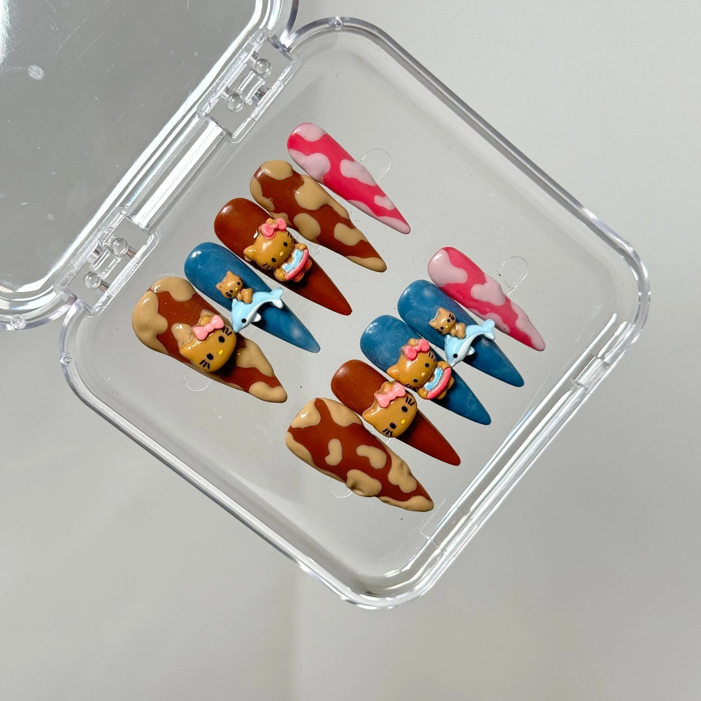 Colourful Hello Kitty Nails - Elegant Charme
