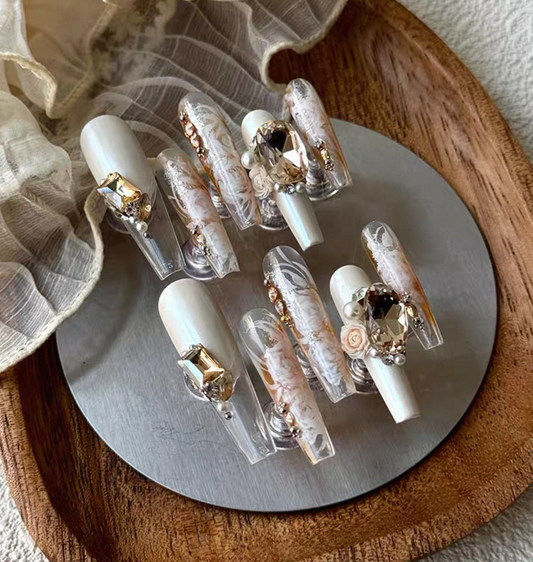 Charme Atelier - Creamy Marble with Gold Accents - Customizable Handcrafted Press On Nails