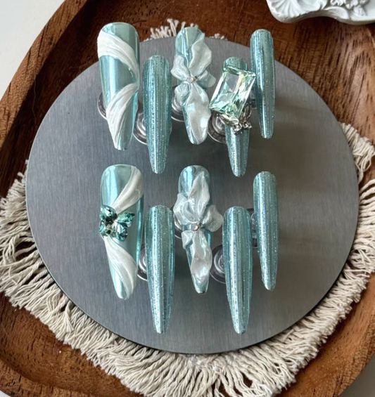 Charme Atelier - Aqua Elegance - Customizable Handcrafted Press On Nails