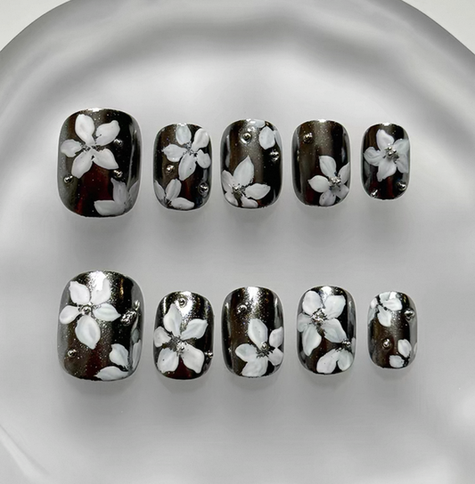 Everyday Cute - Black and White Floral - Customizable Handcrafted Press On Nails