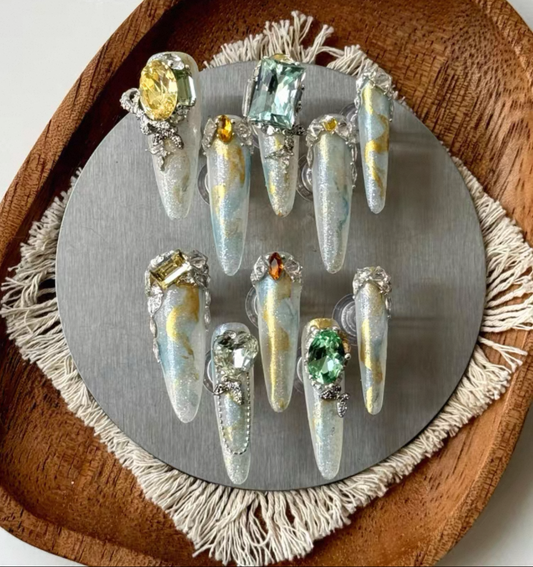 Charme Atelier - Deep Emerald Green & Gold - Customizable Handcrafted Press On Nails