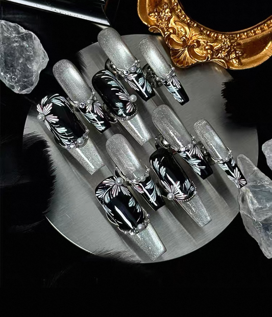 Charme Atelier - Black & Silver Floral Elegance - Customizable Handcrafted Press On Nails