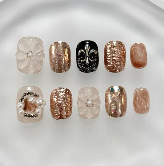Everyday Cute - Elegant Rose Gold - Customizable Handcrafted Press On Nails