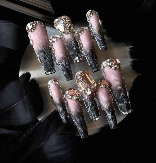 Charme Atelier - Gradient Pink & Black - Customizable Handcrafted Press On Nails