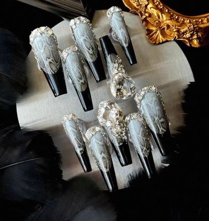 Charme Atelier - Black and Grey Snake Print - Customizable Handcrafted Press On Nails