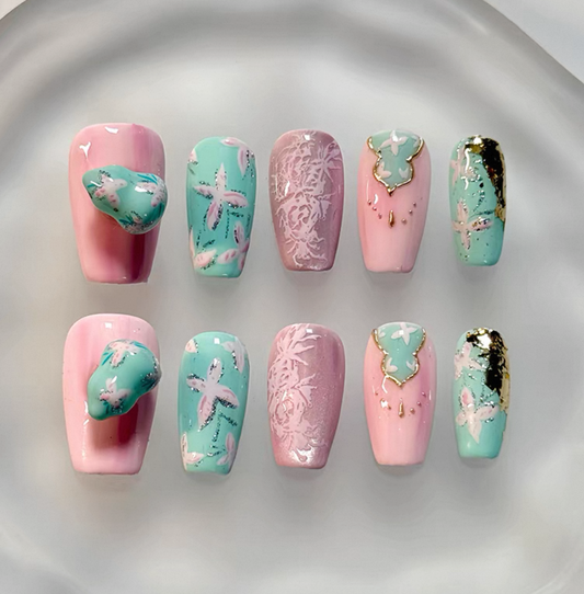 Everyday Cute - Opalescent Aurora Press On Nail
