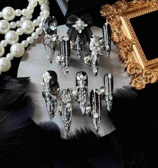 Charme Atelier - Black & Silver Glamour - Customizable Handcrafted Press On Nails