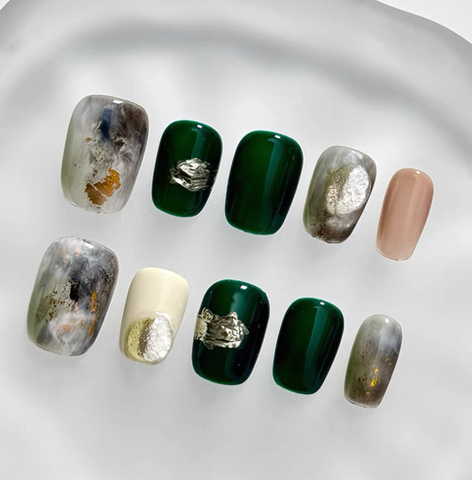 Everyday Cute - Deep Green Elegance - Customizable Handcrafted Press On Nails