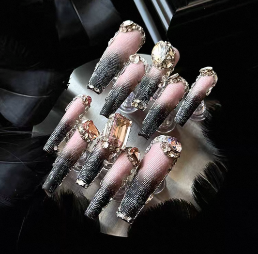 Charme Atelier - Gradient Pink & Black - Customizable Handcrafted Press On Nails