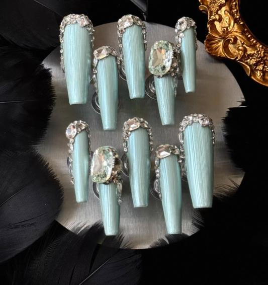 Charme Atelier - Soft Mint Elegance - Customizable Handcrafted Press On Nails