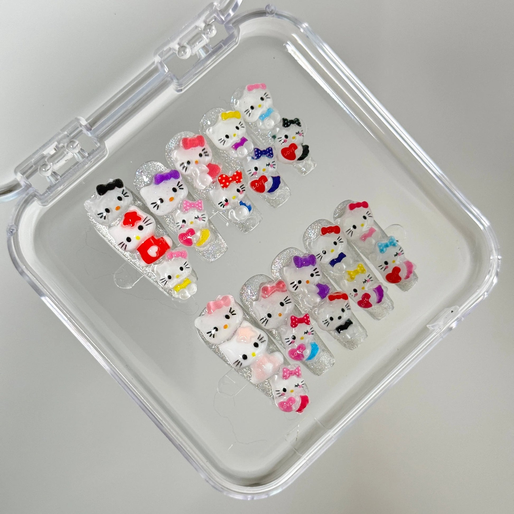 Hello Kitty Nails - Elegant Charme