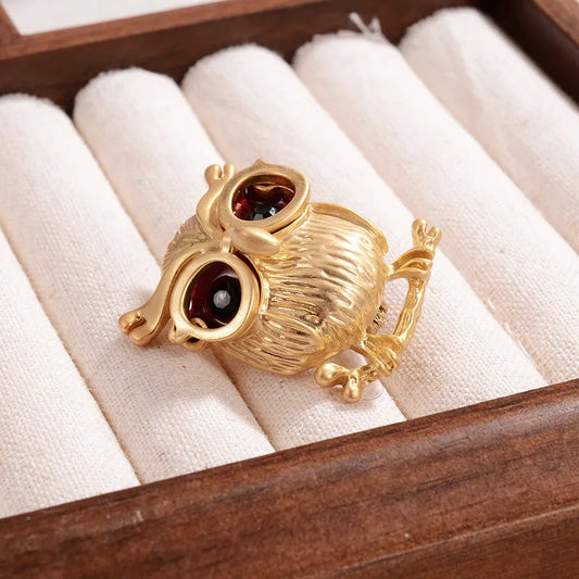 Alloy Plated 18k Gold Diamond-encrusted Owl Brooch - Elegant Charme