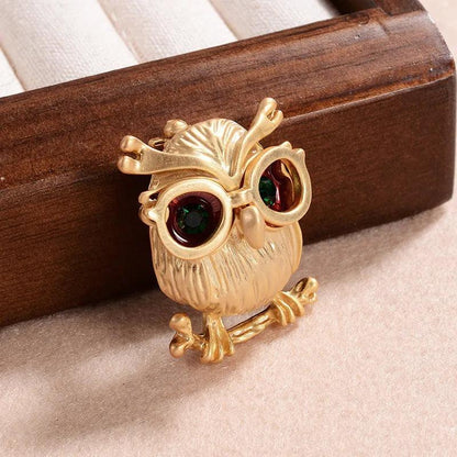 Alloy Plated 18k Gold Diamond-encrusted Owl Brooch - Elegant Charme