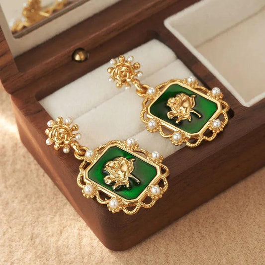 Retro Style Pearl Flower Earrings - Elegant Charme