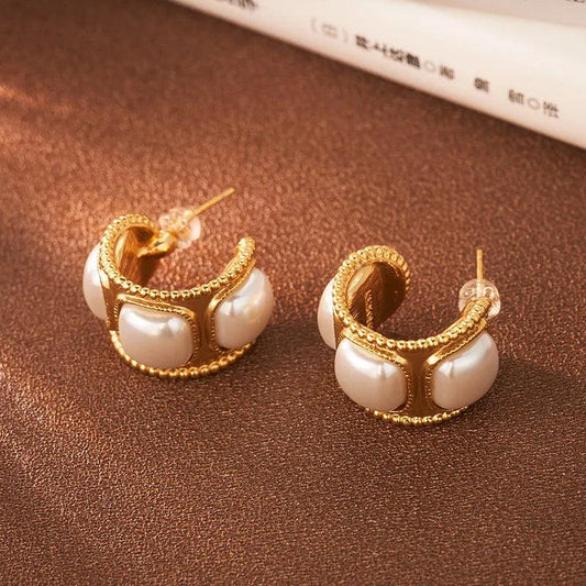Vintage Pearl Earrings - Elegant Charme