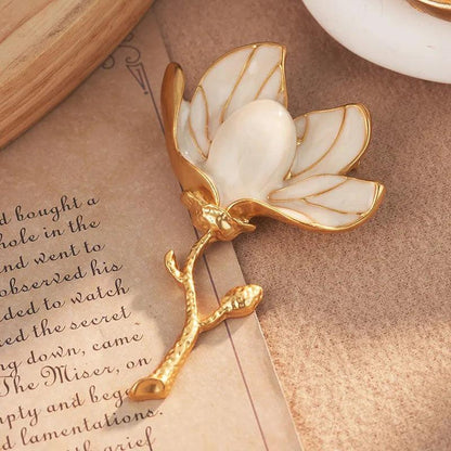 Elegant White Magnolia Flower Brooch - Elegant Charme
