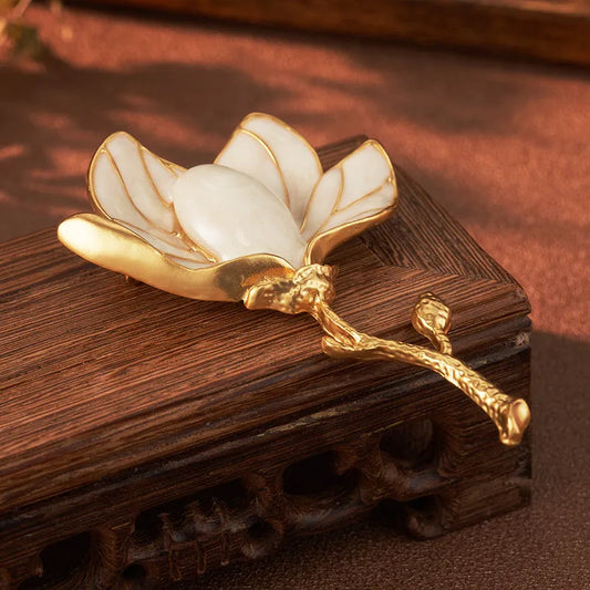 Elegant White Magnolia Flower Brooch - Elegant Charme