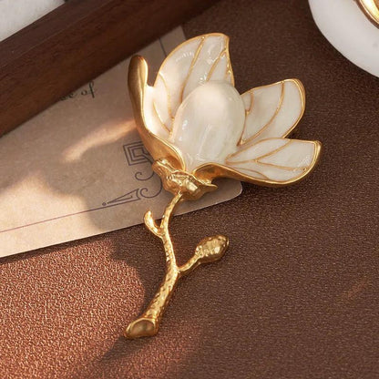 Elegant White Magnolia Flower Brooch - Elegant Charme