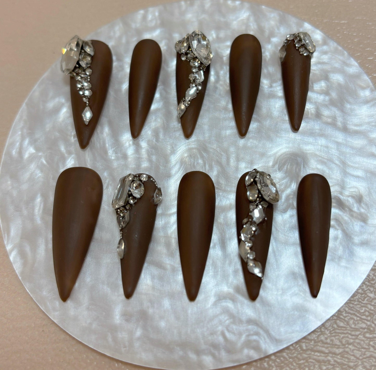 Chocolate Crystal Nail - Elegant Charme