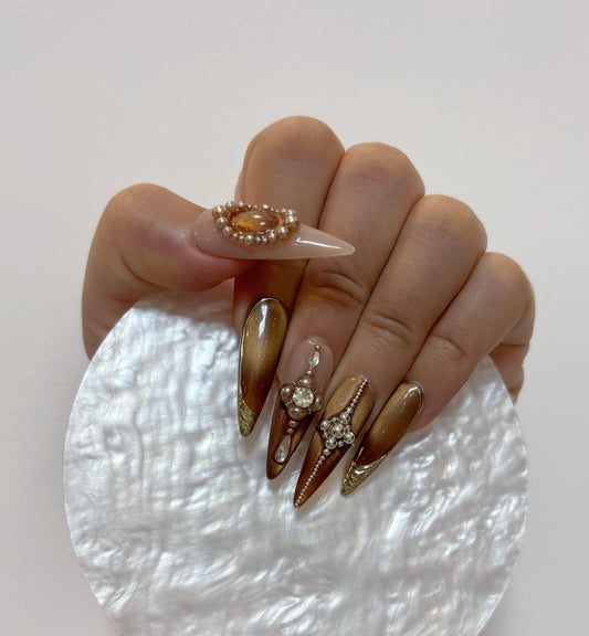 Royal Elegance Nail - Elegant Charme