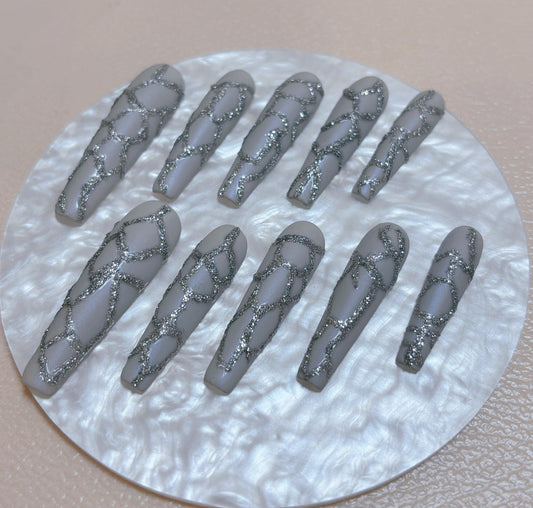 Silver Lattice Nail - Elegant Charme