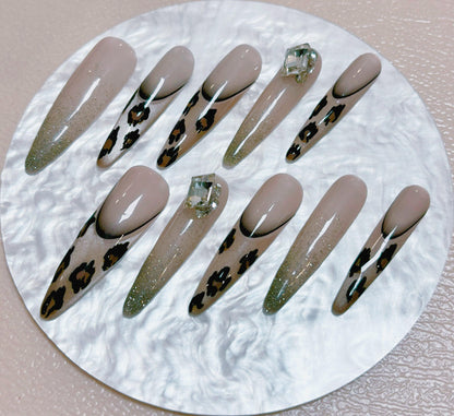Wild Elegance Nail - Elegant Charme