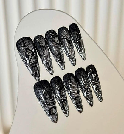 Black Lace Gothic Press On Nail - Elegant Charme