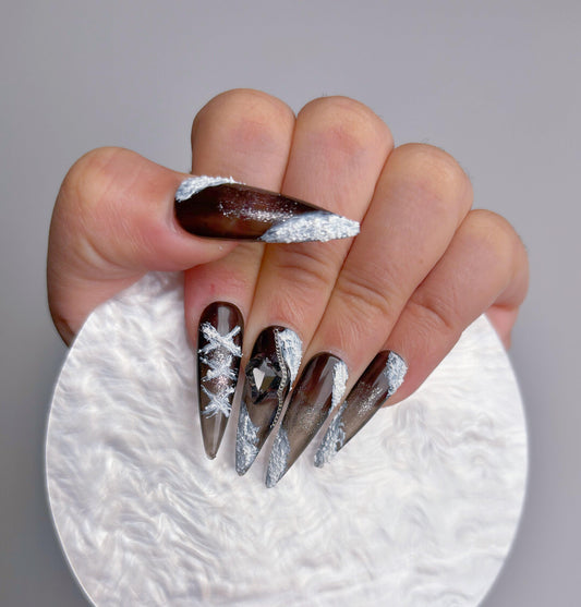 Elegant Frosted Glam Nail - Elegant Charme