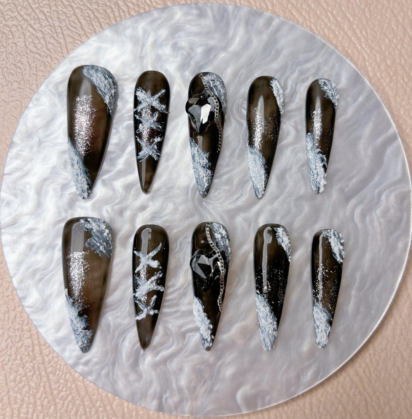 Elegant Frosted Glam Nail - Elegant Charme