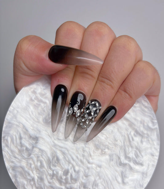 Elegant Ombre Gem Nail - Elegant Charme