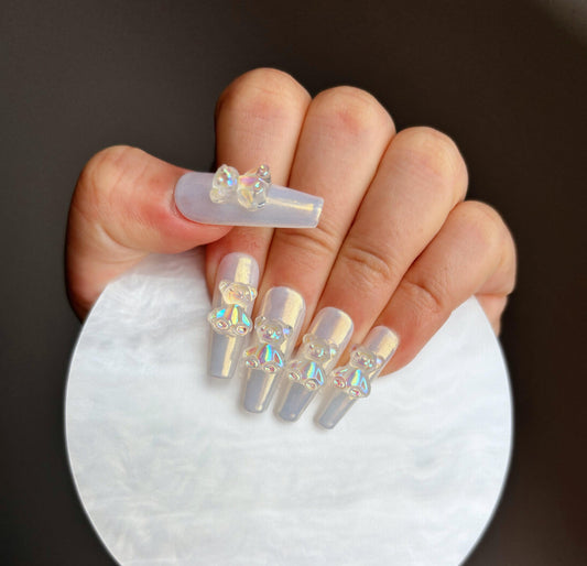 Holographic Teddy Bear Press On Nail - Elegant Charme