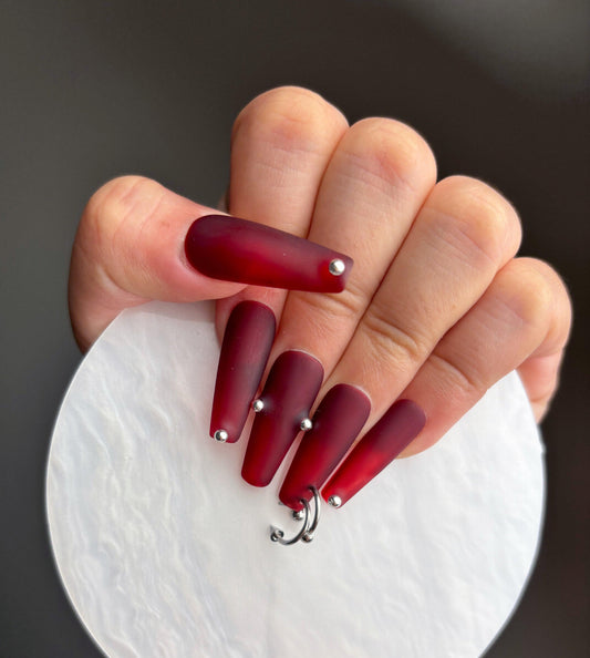 Matte Pierced Red Press On Nail - Elegant Charme