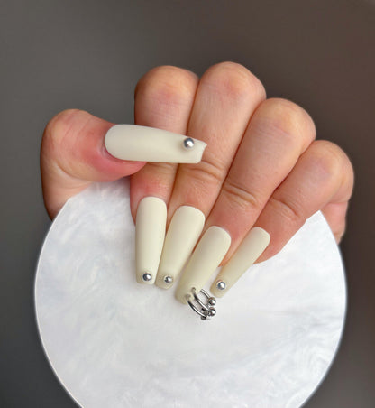 Matte Ivory Pierced Press On Nail - Elegant Charme