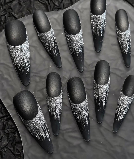 Daily Chic - Black and Silver Glitter - Customizable Handcrafted Press On Nails