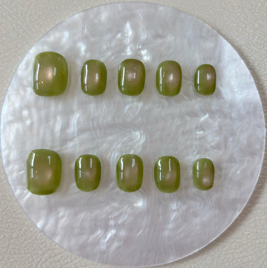 Simply Cat Eye - Pale Green Ombre - Customizable Handcrafted Press On Nails