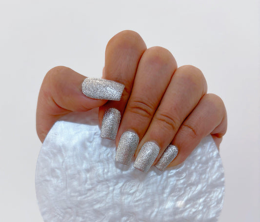 Simply Cat Eye - Shiny Silver - Customizable Handcrafted Press On Nails